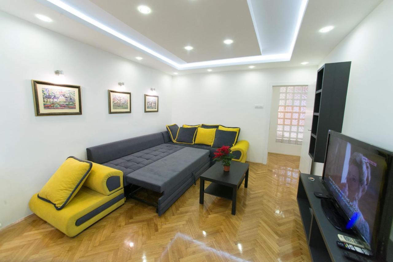 Free.Three Apartment Beograd Bagian luar foto